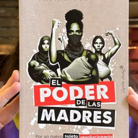 EL PODER DE LAS MADRES